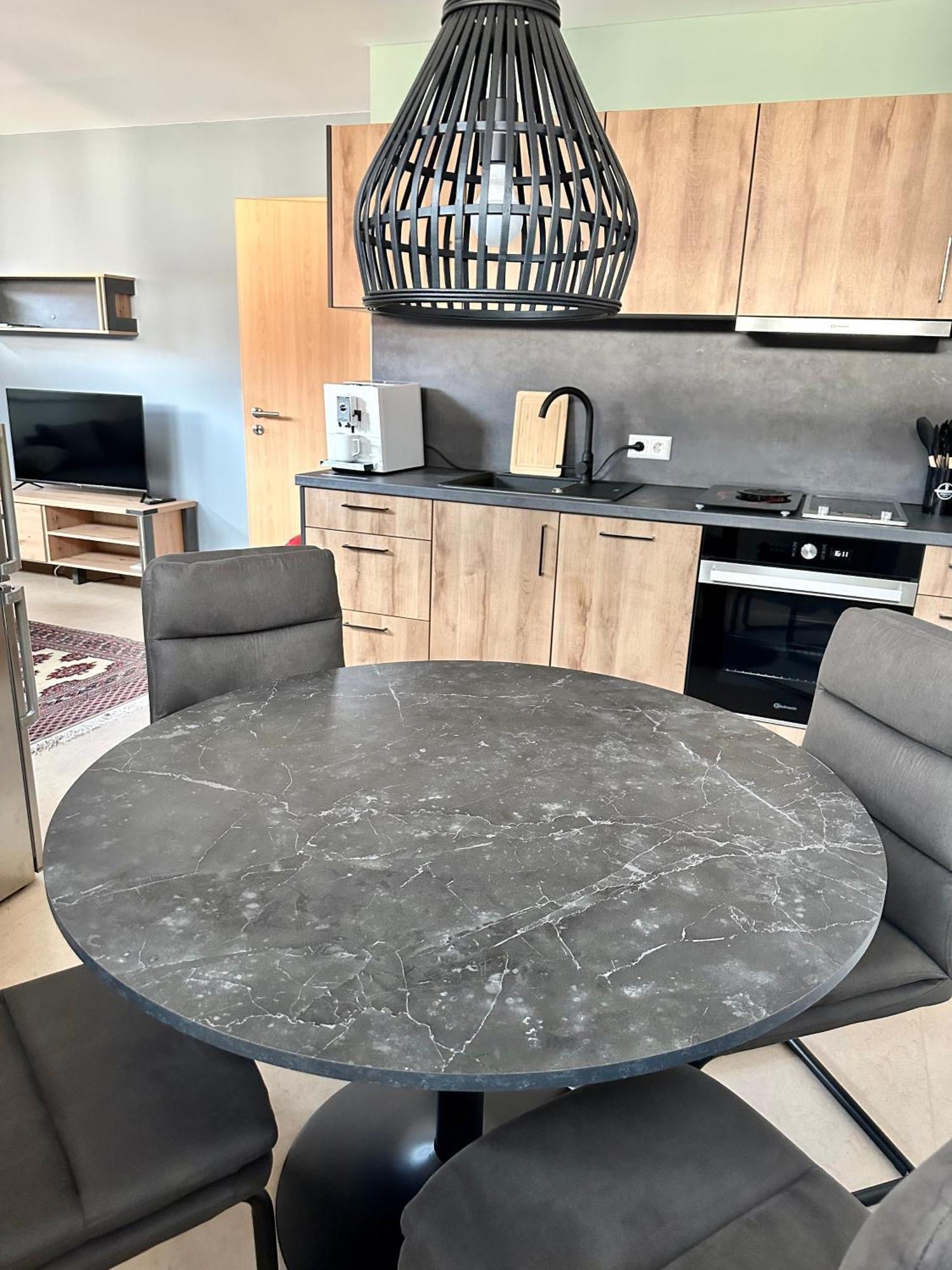 Gäste-Appartement-Kirsammer Eningen unter Achalm Exterior foto