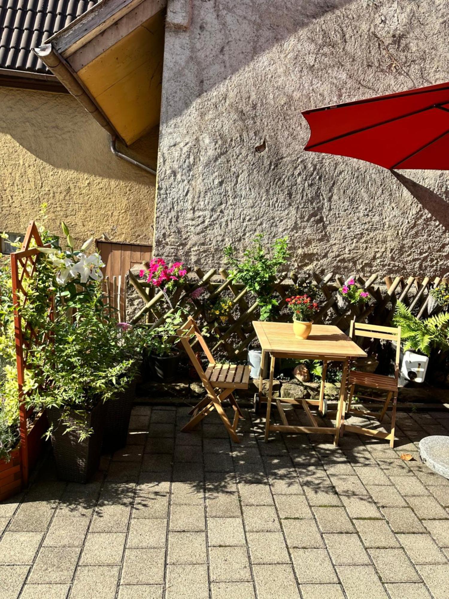 Gäste-Appartement-Kirsammer Eningen unter Achalm Exterior foto